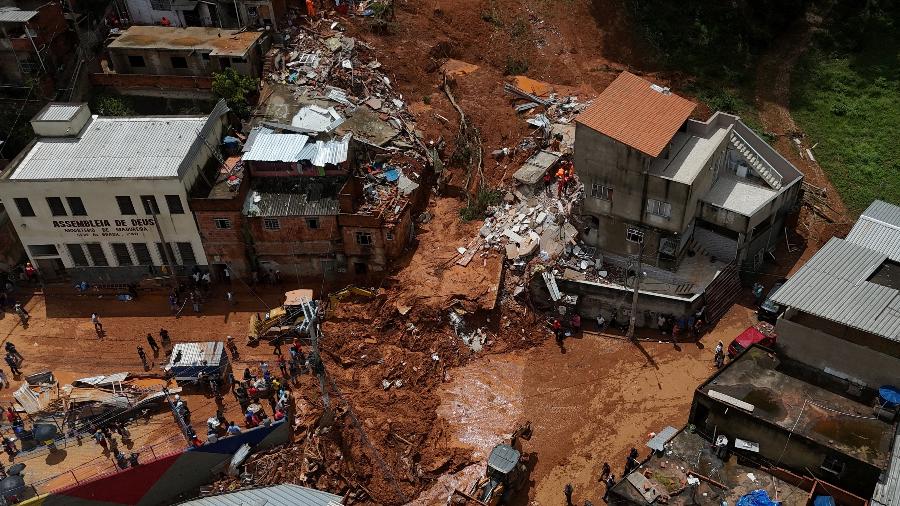 Moradores desabrigados